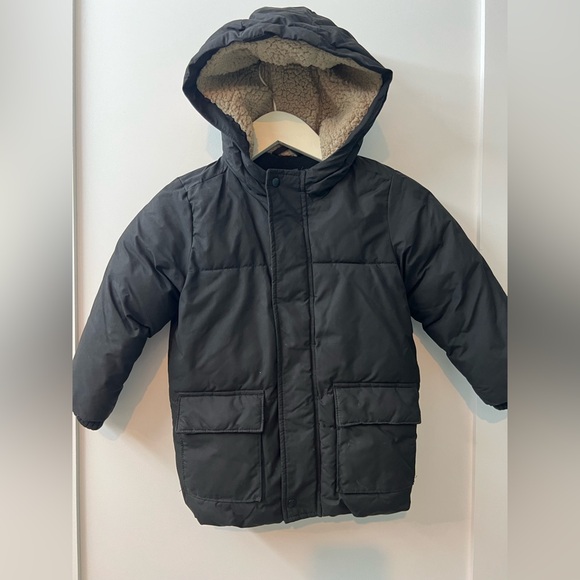 OLD NAVY Black Hooded parka jacket with Faux Fur Lining SIZE 4T - Picture 1 of 5